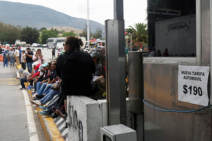 cnte-toman-casetas-peaje-mexico