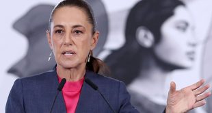 La presidenta Claudia Sheinbaum durante su conferencia matutina hablando sobre la comercialización del fútbol.