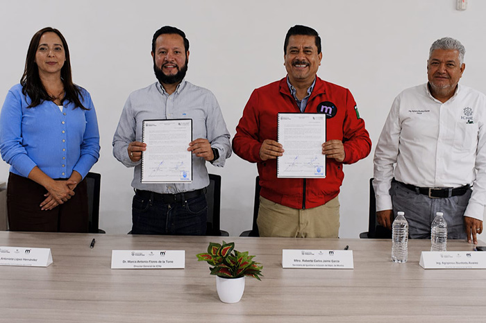 Autoridades municipales firman la alianza que llevará talleres de oficios y capacitación en las tenencias de Morelia.