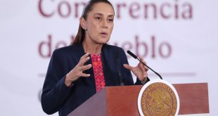 Presidenta Claudia Sheinbaum durante conferencia matutina hablando sobre el conflicto con la CNTE.