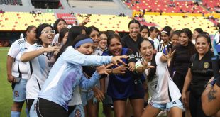 Equipos ganadores celebrando el campeonato del Jalo Futbolero 2026 en el Estadio Morelos.