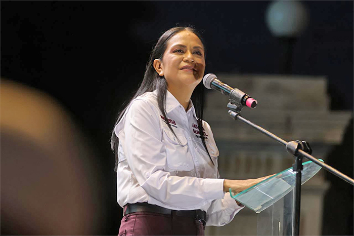 Ariadna Montiel, lideresa nacional de Morena, visita Morelia para reunión con aspirantes a la gubernatura.