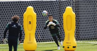 Jugadores de la Selección Mexicana entrenan en el CAR previo al partido ante República Checa en la fase de grupos de la Copa del Mundo.