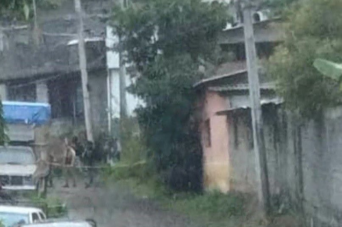 Fuerzas federales blindan el municipio de Uruapan luego de registrarse un enfrentamiento contra agentes de la Guardia Nacional.