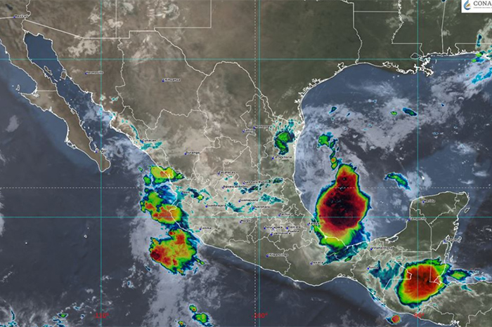 Autoridades de Protección Civil monitoreando el pronóstico de lluvias intensas a nivel nacional.