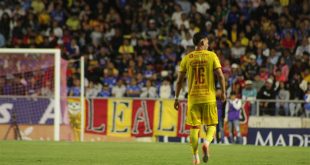 Jugadores del Atlético Morelia durante un partido en el Estadio Morelos.