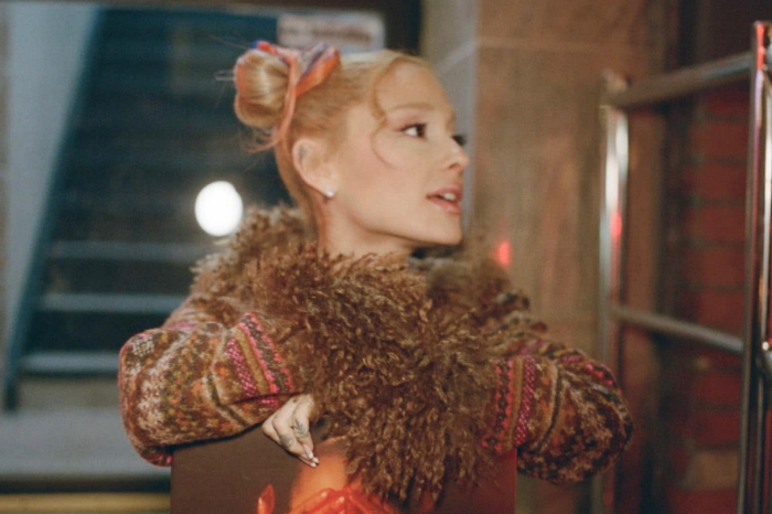La actriz y cantante Ariana Grande ha presentado una demanda contra varios hackers