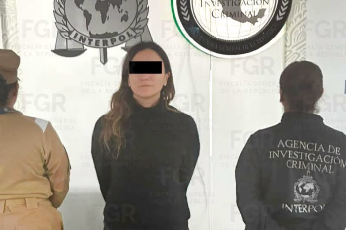 Gilda Lozoya hermana de Emilio Lozoya detenida por la FGR