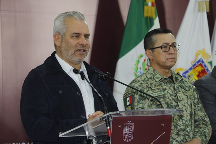 El gobernador de Michoacán, Alfredo Ramírez Bedolla, durante su conferencia de prensa en Casa Michoacán.
