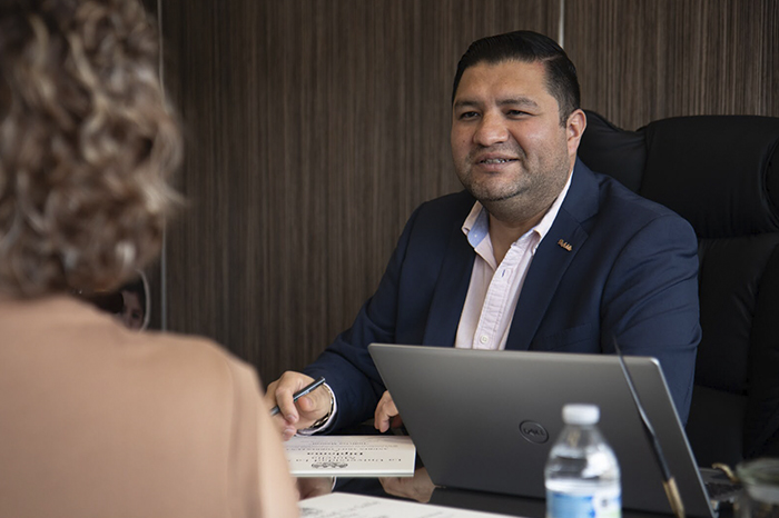 Entrevista con el rector de la Universidad La Salle Morelia, Víctor Manuel López Rodríguez.