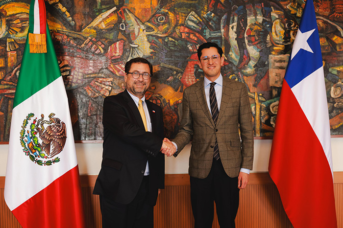 Los cancilleres de México y Chile durante su reunión bilateral para fortalecer la Alianza del Pacífico