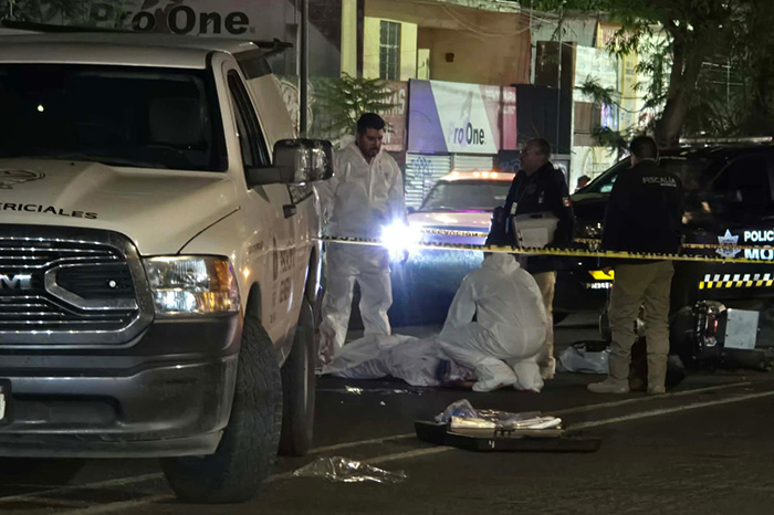 Autoridades realizaron las diligencias tras el choque en el que murió un motociclista en la avenida Madero Poniente de Morelia.