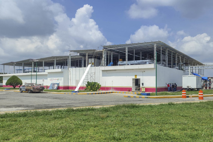 Planta de producción de moscas estériles en Chiapas.
