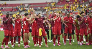 Celebración de la selección suiza tras ganar la tanda de penaltis contra Colombia en el Mundial 2026.