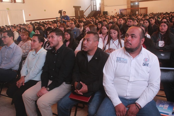 Michoacán asigna 555 nuevos maestros de primaria
