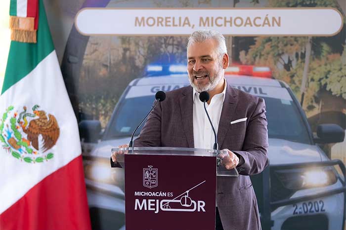 Gobernador de Michoacán, Alfredo Ramírez Bedolla, durante conferencia de prensa.