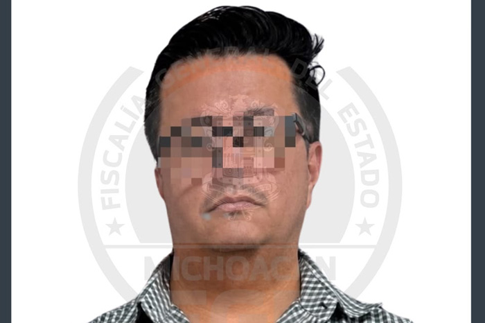 Elementos de la Fiscalía de Michoacán en operativo contra la trata de personas y explotación sexual infantil.