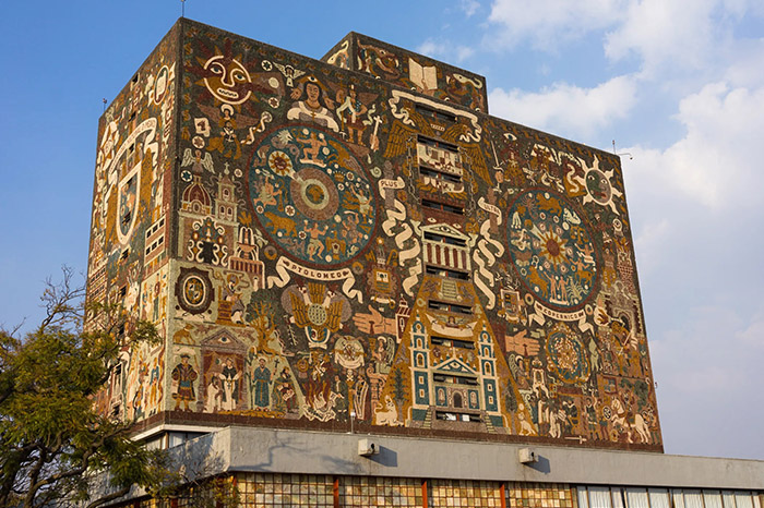Edificio de la Biblioteca en Ciudad Universitaria.