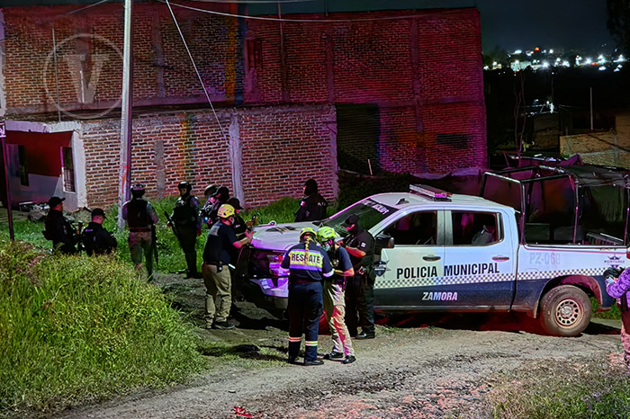 Unidades de seguridad y acordonamiento perimetral en calles de la colonia Huertas Zamoranas, en Zamora.