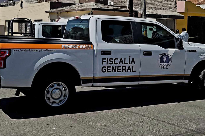 Patrulla de la Fiscalía General del Estado de Michoacán (FGE) en la zona centro de Angamacutiro durante las diligencias de 2024.
