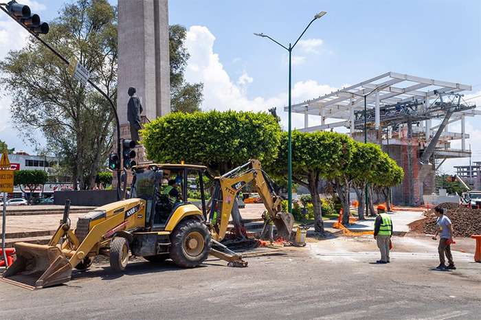 Vialidad y obras de infraestructura de transporte en Morelia, Michoacán.