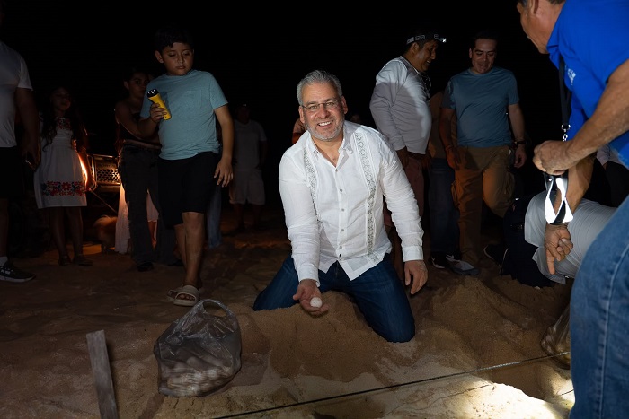 Colola se consolida como capital mundial de la tortuga negra