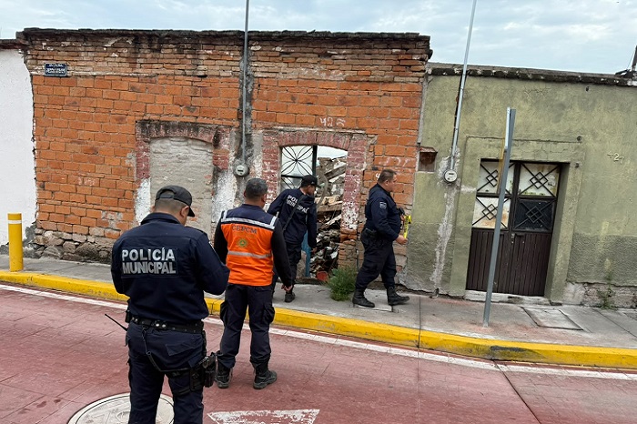 Hombre muere aplastado por viga en casa de La Piedad