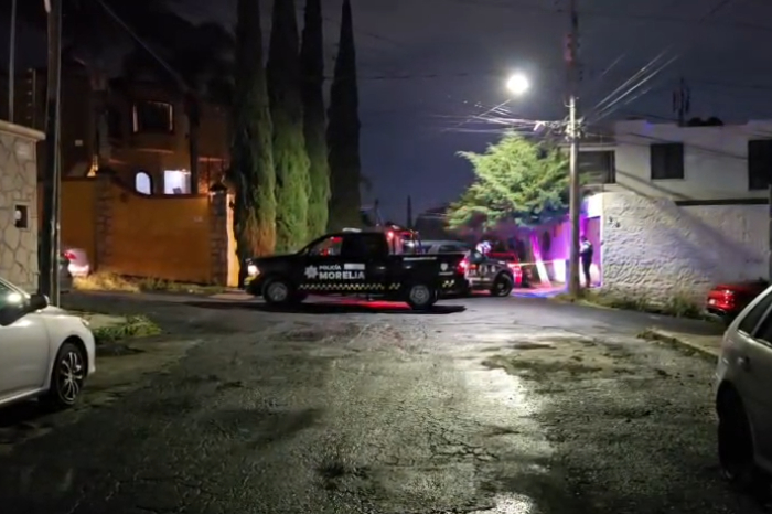 Ataque armado deja dos hombres muertos y uno herido en la colonia Del Periodista, en Morelia.