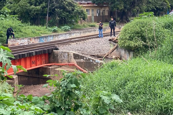 Buscan a adulta mayor desaparecida en el Río Chiquito de Morelia