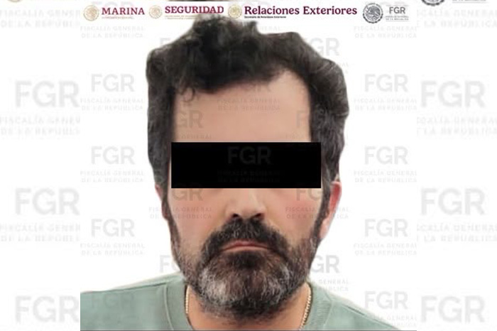 El contraalmirante Fernando Farías.