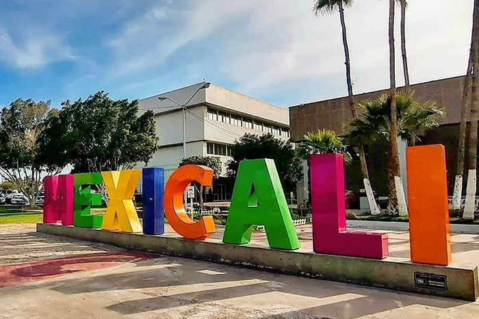 Letras turísticas de la ciudad de Mexicali, en Baja California.
