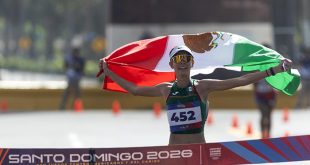 Atletas mexicanos celebran las siete medallas de oro obtenidas en los Juegos Centroamericanos y del Caribe Santo Domingo 2026.