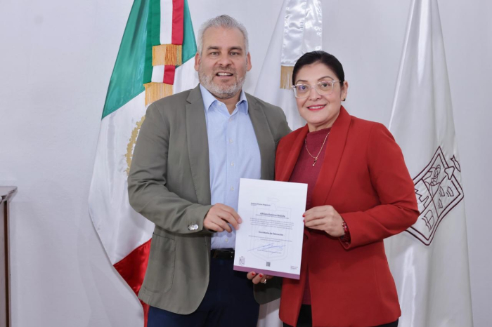 Patricia Flores Anguiano, nueva secretaria de Educación en Michoacán