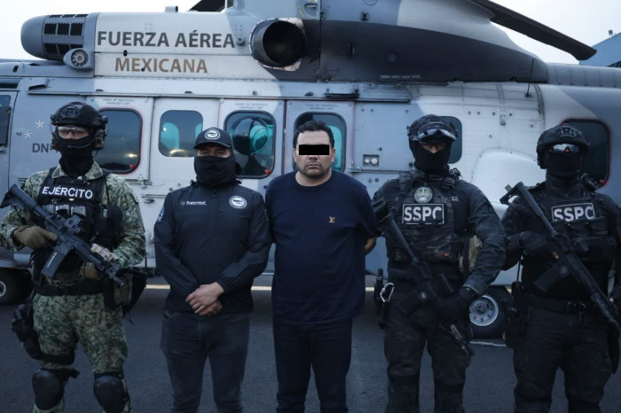 Ramón Ángel "N", alias "R1", fue vinculado a proceso por el homicidio del exalcalde de Uruapan, Carlos Manzo Rodríguez.