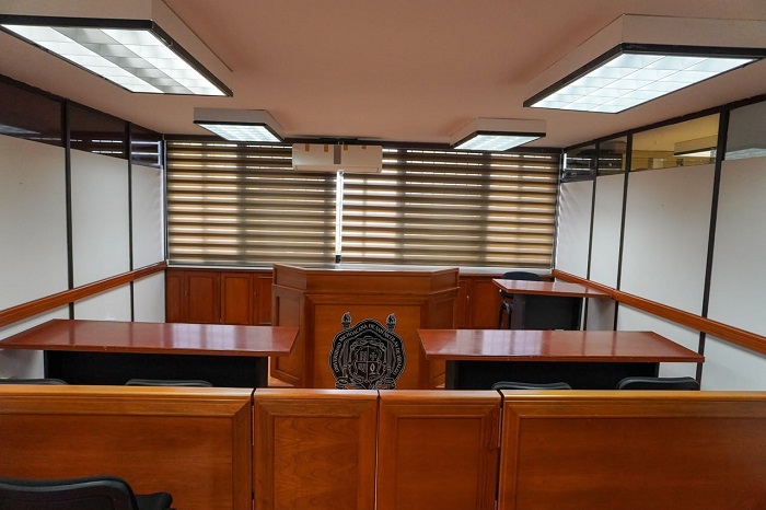 Tribunal Universitario UMSNH primera sentencia audiencias orales