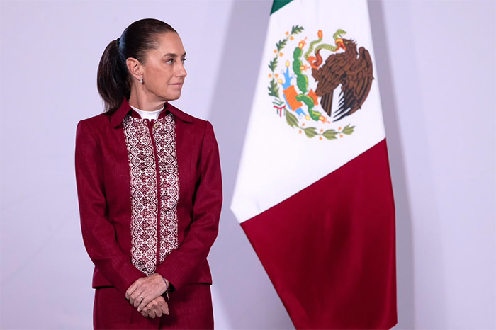 La presidenta de México, Claudia Sheinbaum Pardo, durante su habitual conferencia de prensa matutina en Palacio Nacional.