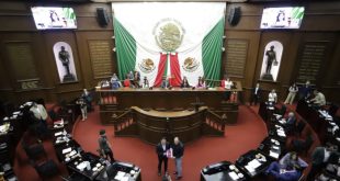 Sala de sesiones del Congreso del Estado de Michoacán durante la aprobación de la reforma en materia de seguridad.
