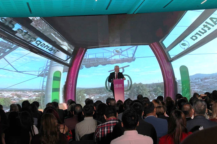 El gobernador Alfredo Ramírez Bedolla durante la presentación de su Quinto Informe de Gobierno en el Ceconexpo.