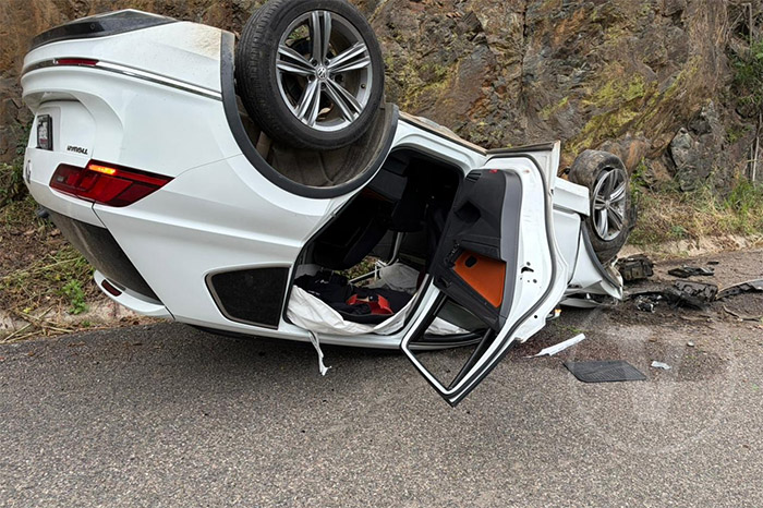 Zona de un accidente automovilístico en tramo carretero de Michoacán.