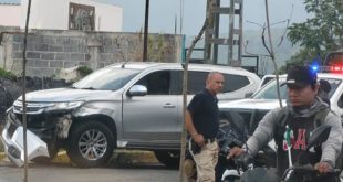 Adolescente muere tras choque de moto contra camioneta en Los Reyes