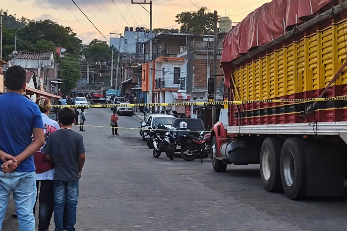 José Alfredo y Epicmenio, entre los asesinados en Uruapan; adolescente resulta herido