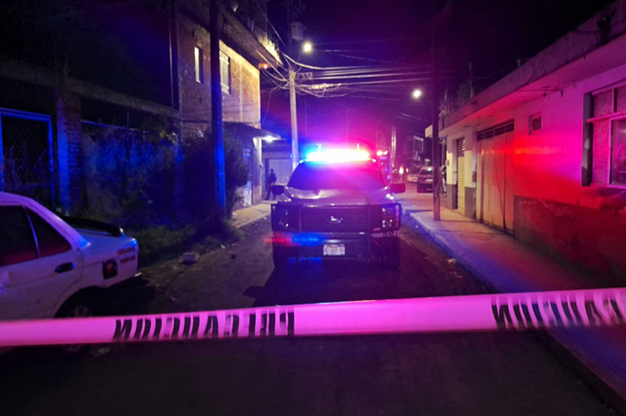 Bases de taxis baleadas durante un ataque armado al oriente de Uruapan.