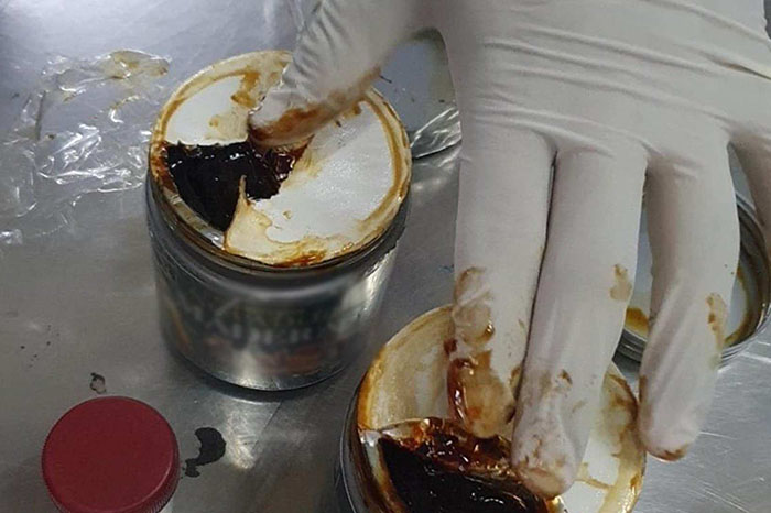 Decomiso de 930 gramos de ayahuasca procedente de Perú en el AICM