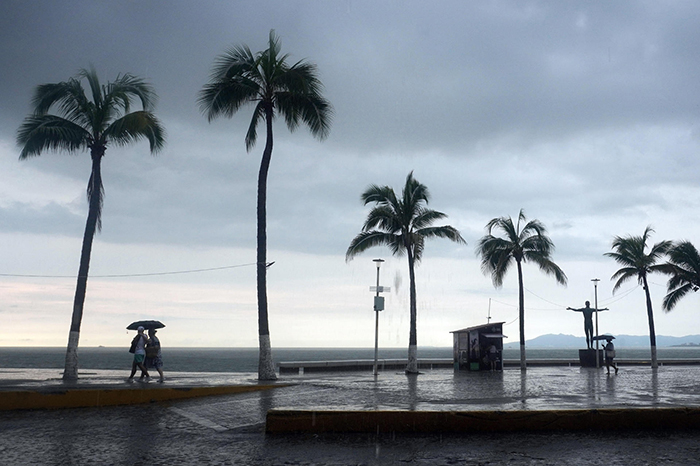 Depresión tropical Dieciocho-E amenaza Oaxaca y Guerrero