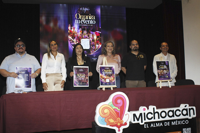 Presentación de expo para bodas y eventos sociales en el Centro de Convenciones de Morelia.