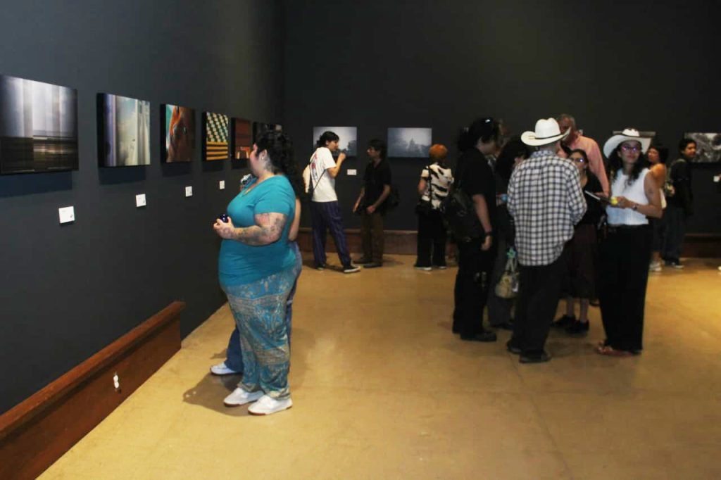 Exposición El lado inmóvil del tiempo en el Centro Cultural Clavijero