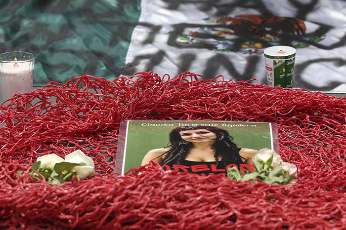 Protesta para exigir justicia por la muerte de Claudia Tacoronte, en México.