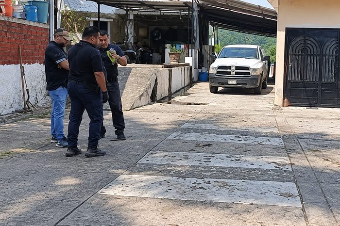 Hombre es asesinado a tiros dentro de su domicilio en Tacámbaro