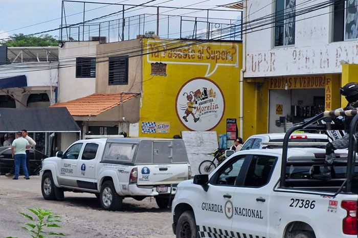 Mujer muere tras ataque a balazos en una tienda de Apatzingán