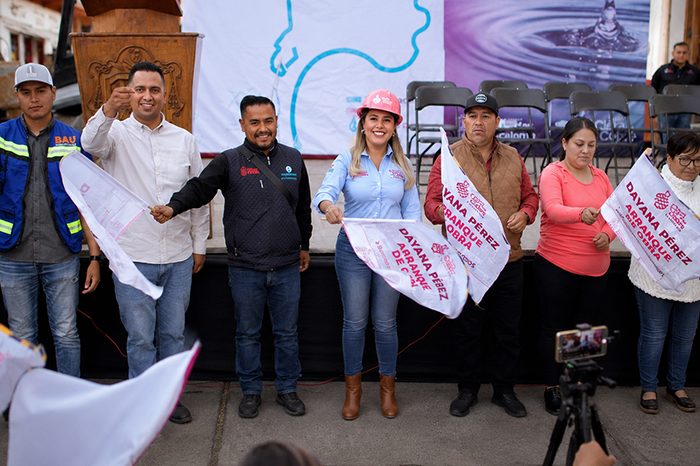 Obras de infraestructura hidráulica y agua potable en Salvador Escalante Michoacán